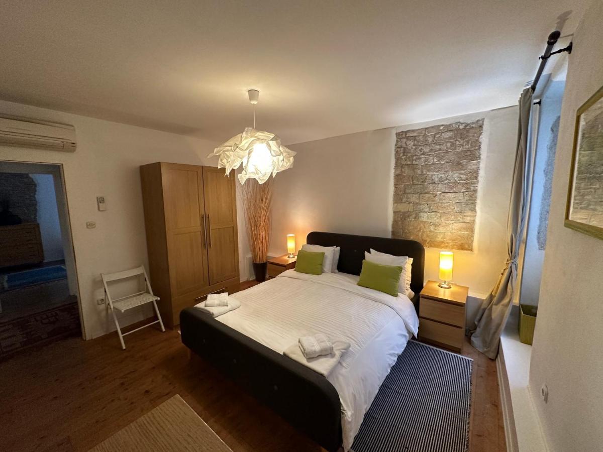 5C Luxury Apartment Ровинь Экстерьер фото
